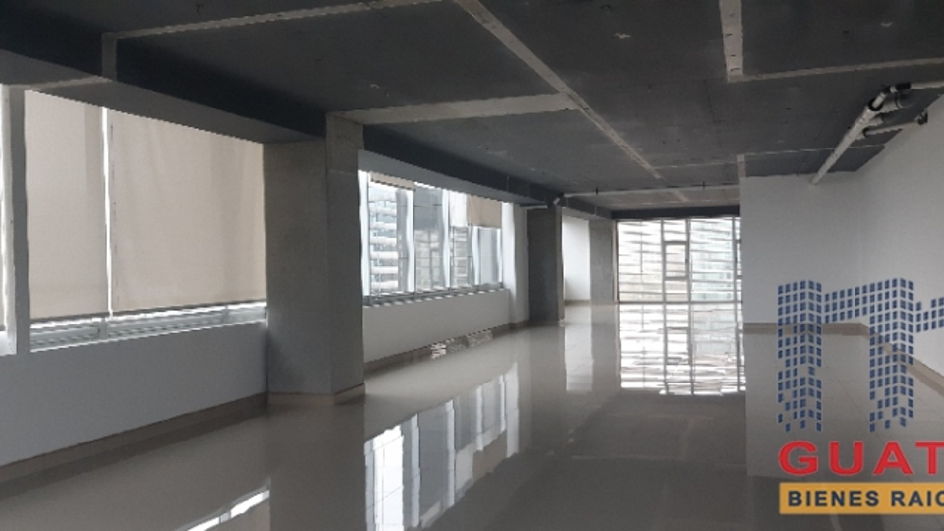 Oficina en Renta, Zona 15 (R7300)