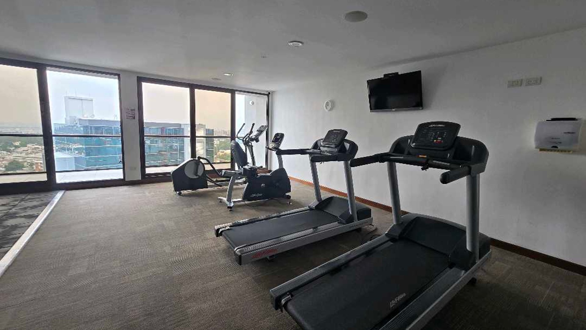 APARTAMENTO EN VENTA ZONA 10 - Miniatura 26