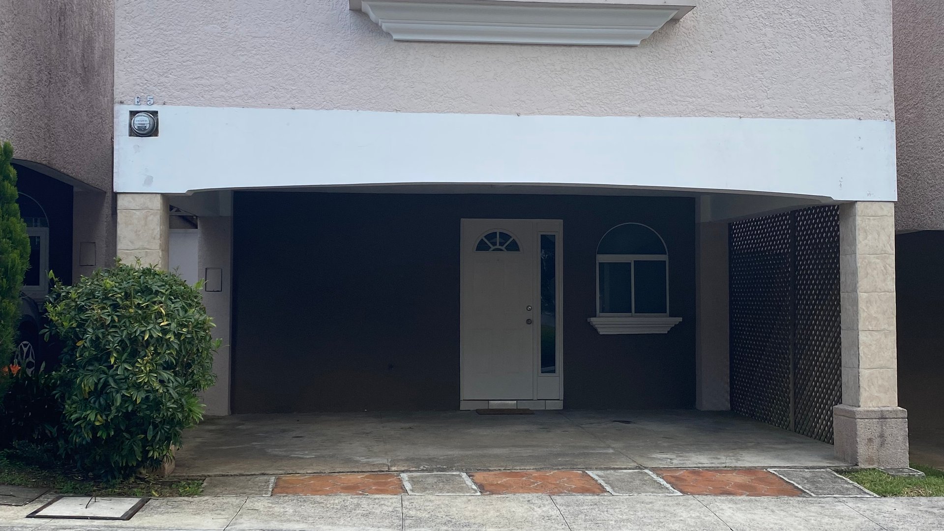 Casa en Renta en Carretera a El Salvador, Km 18.5 a San José Pinula, Condominio Alameda Providencia, Guatemala