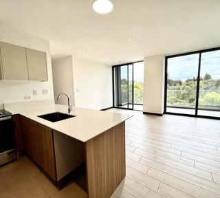 Apartamento de Lujo en Renta Zona 15, Guatemala: 3 Hab | Línea Blanca