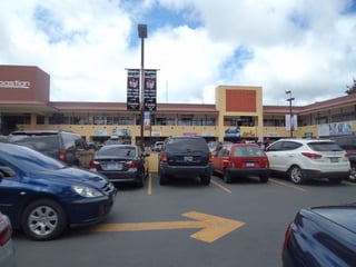 Se alquila local Comercial en Carretera a El Salvador - Image 4