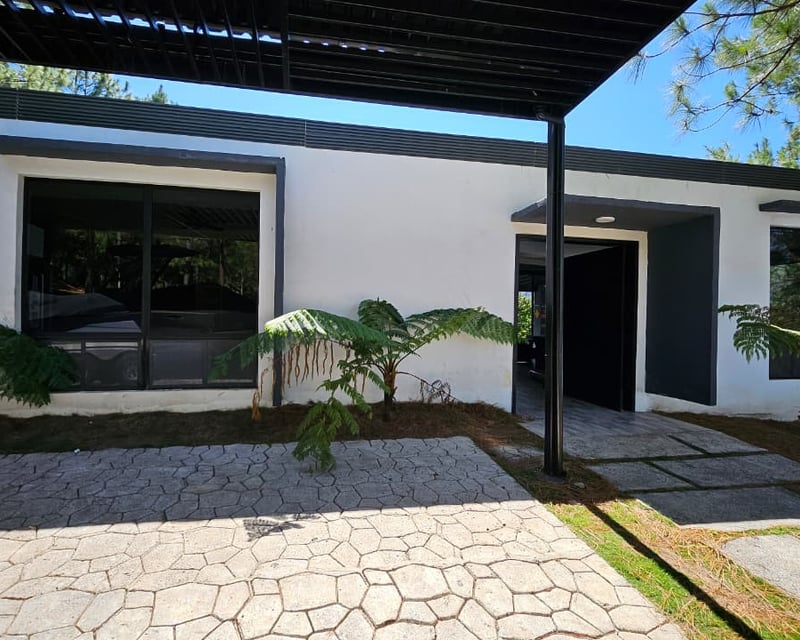 Preciosa Casa En Venta En El Cerinal, Laguna El Pino
