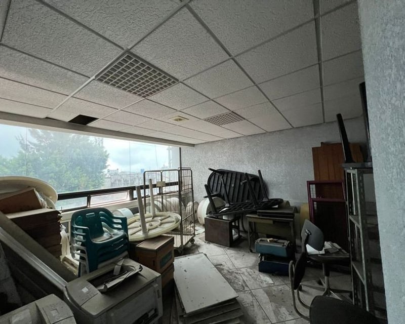 Local comercial en venta y renta, en Zona 5