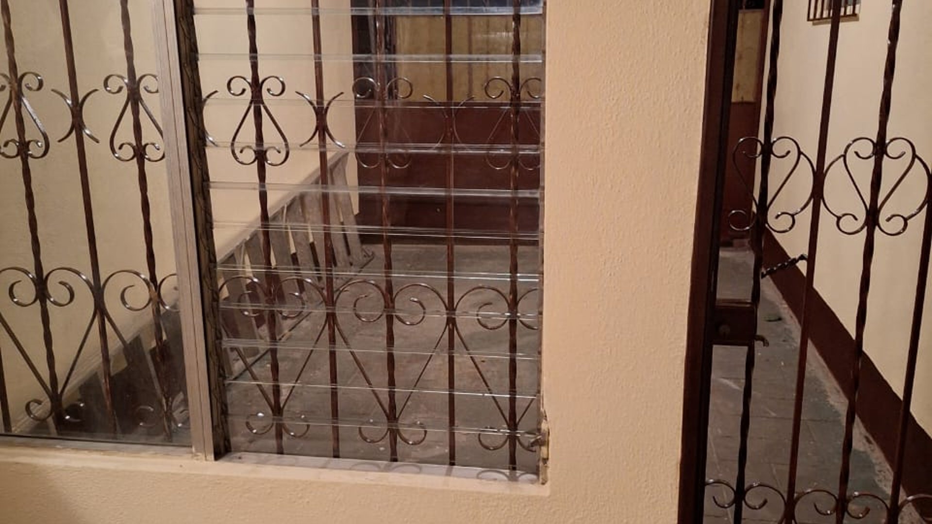 Casa en Venta en Residenciales del Norte Zona 17 - Miniatura 2