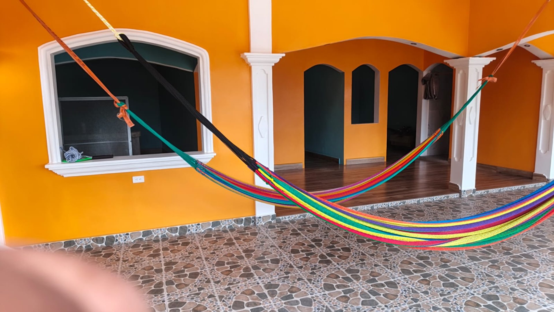 CASA EN RENTA IDEAL PARA OFICINAS O CLINICAS MEDICAS - Miniatura 53