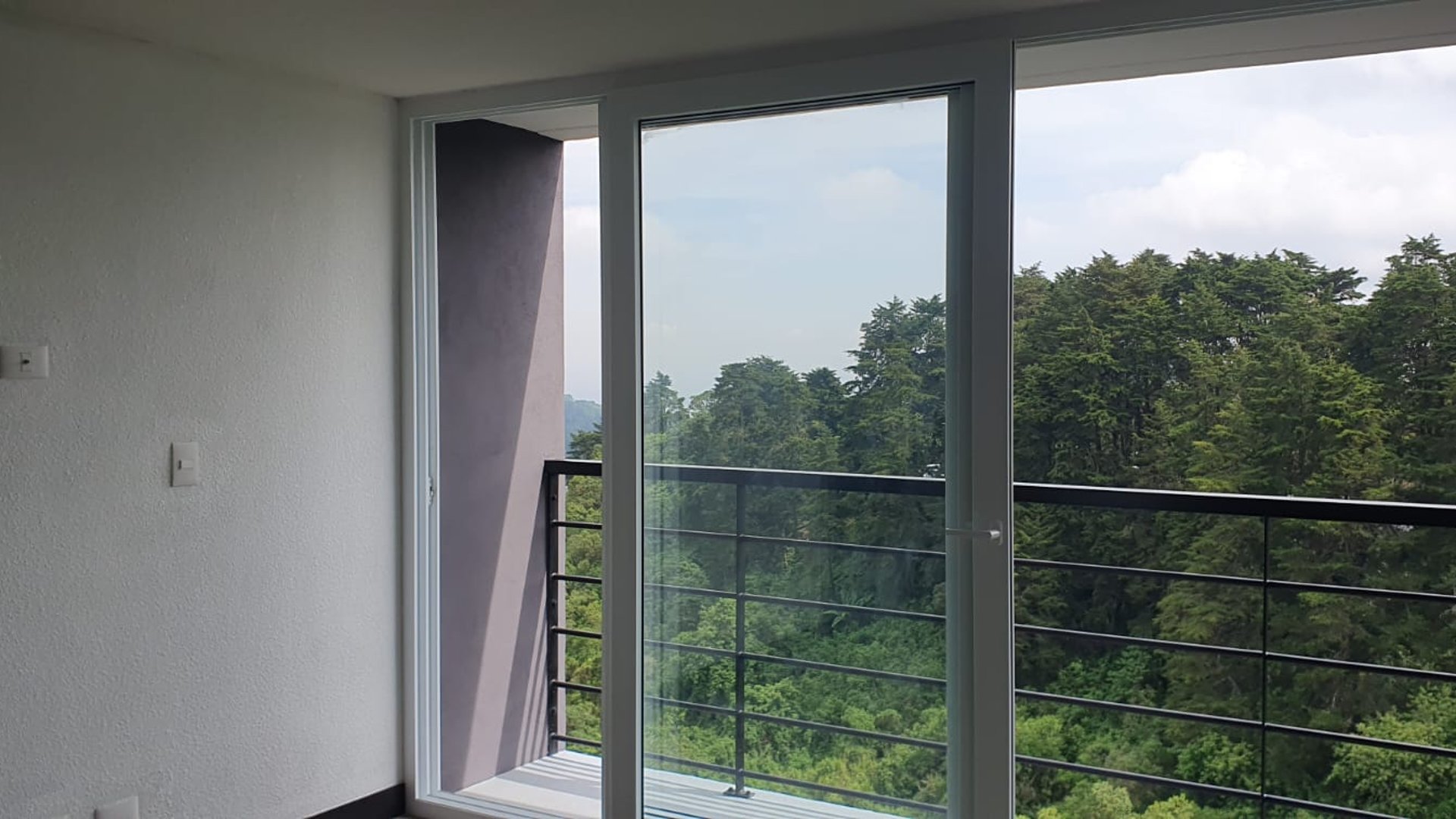 Apartamento  en Renta,  Laguna Bermeja Puerta Parada, Edificio Monet - Miniatura 3