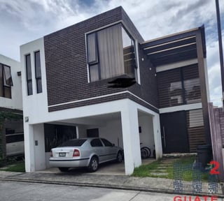 Casa en Venta, Zona 16 (V10127)