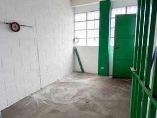 Local Comercial en renta en la Quinta Samayoa zona 7 - 3