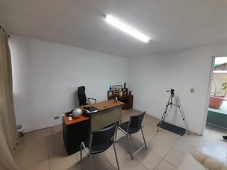 Alquiler de Oficinas en zona 10 Ciudad de Guatemala - 2