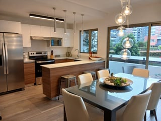 Vendo Zona 14 Apartamento de 3 dormitorios Edificio Segheria - 4