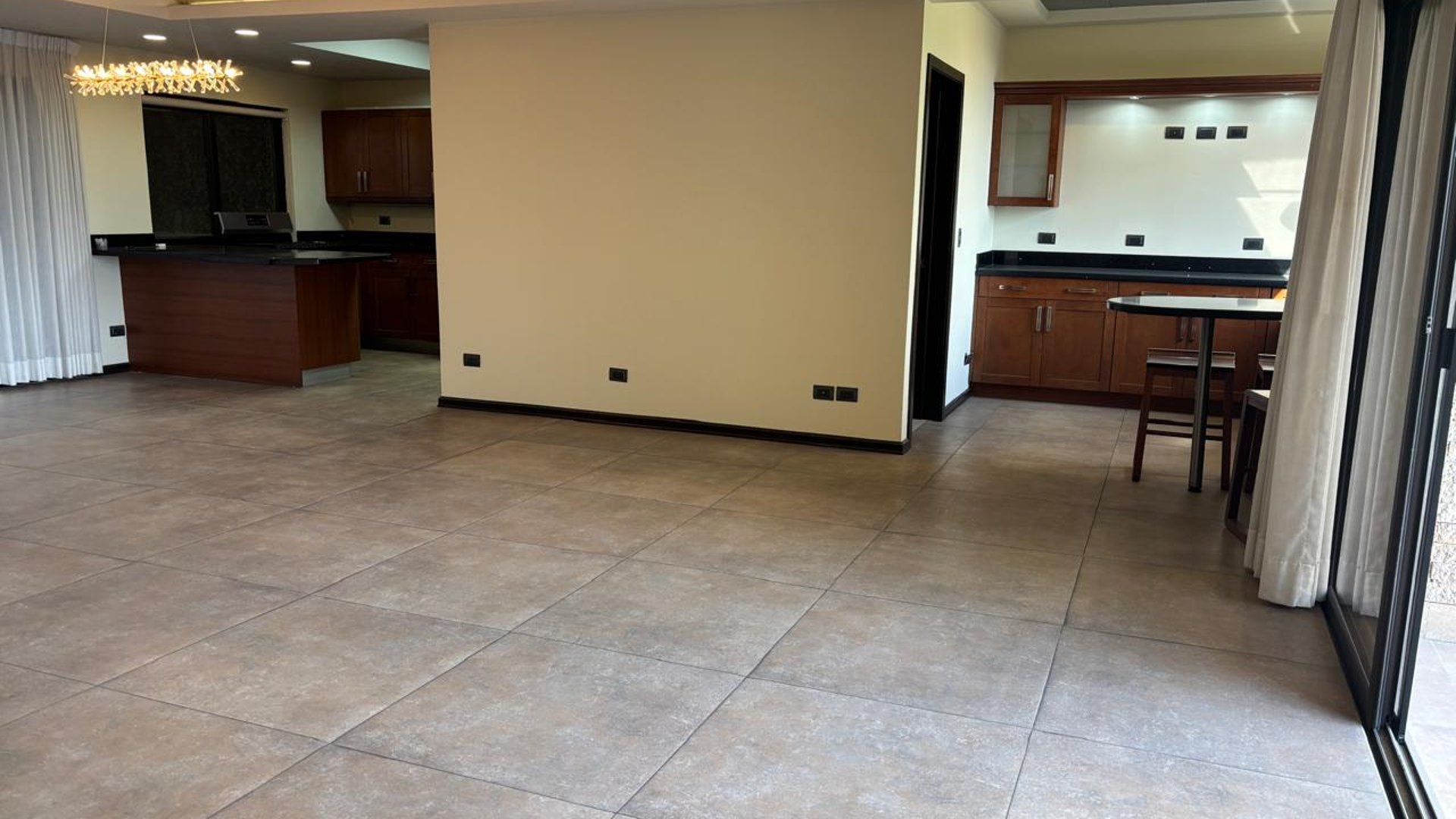 Casa en Venta en Terrazas de Elgin, zona 13, Ciudad - Miniatura 9