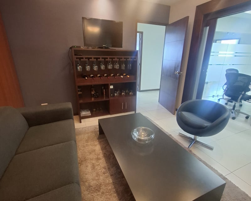 Oficina en venta Zona Pradera Ciudad de Guatemala