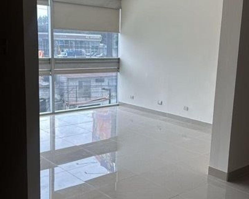 SCENA / Oficina en Venta CAES