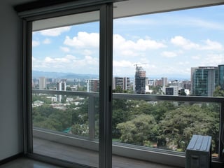 Apartamento en Venta Edificio Telia, zona 15 VH2 - Image 11