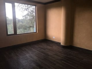 Casa en venta y renta  en La Isla zona 15 - 3