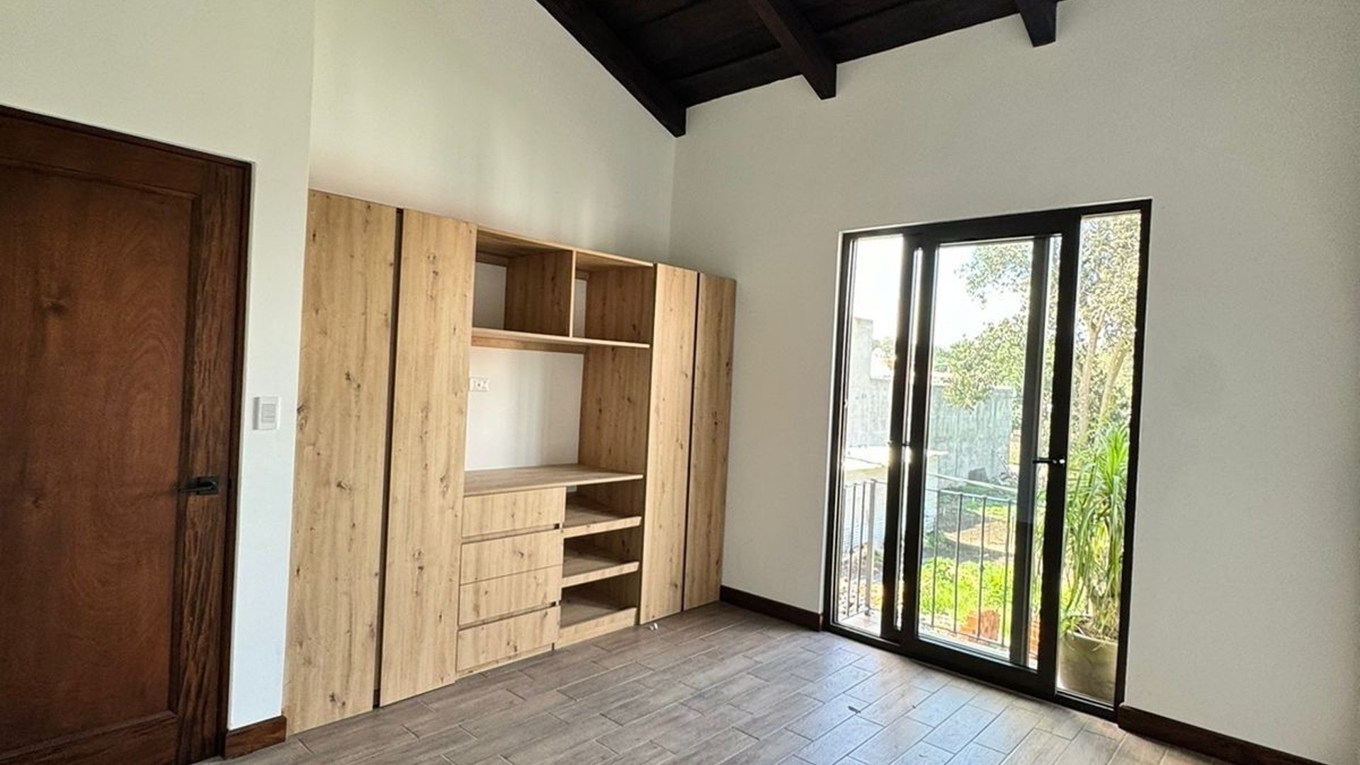 PRECIOSA CASA EN VENTA EN ANTIGUA - Miniatura 18