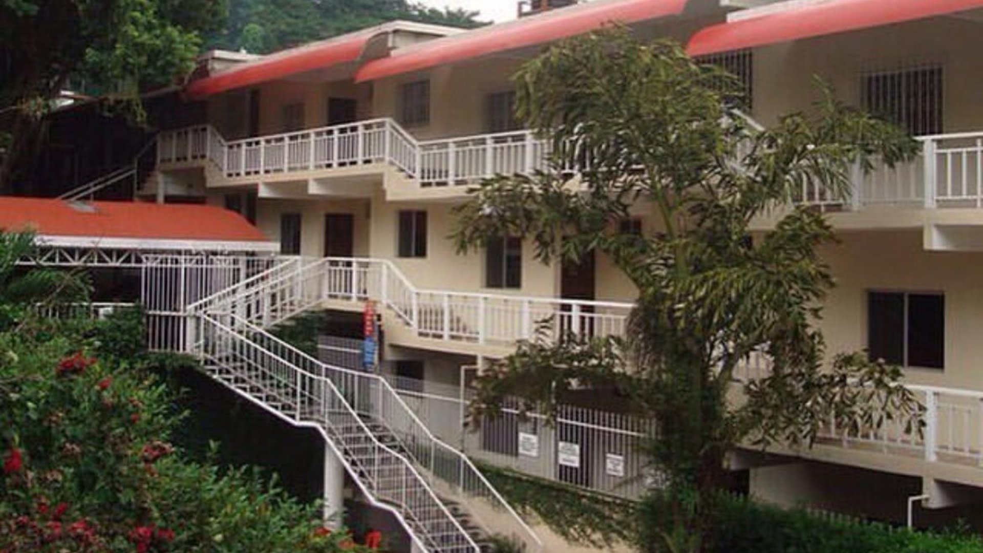 HOTEL EN VENTA EN MAZATENANGO