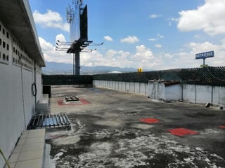 Venta de Edificio sobre Calzada Aguilar Batres Z.11 | 3 Niveles y 15 parqueos - 2