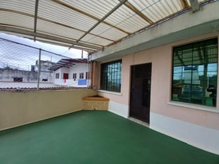 Casa grande en venta cerca a Carretera Interamericana - 2