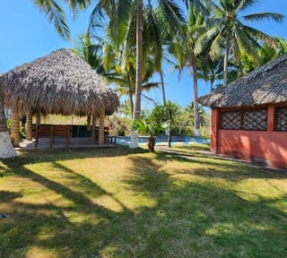 Casa Vacacional en Venta Monterrico,