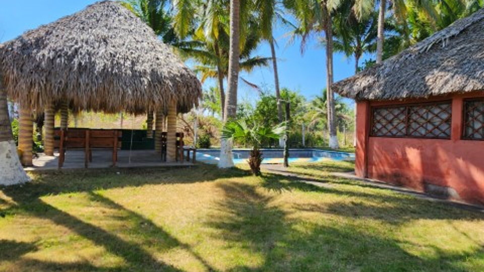 Casa Vacacional en Venta Monterrico,