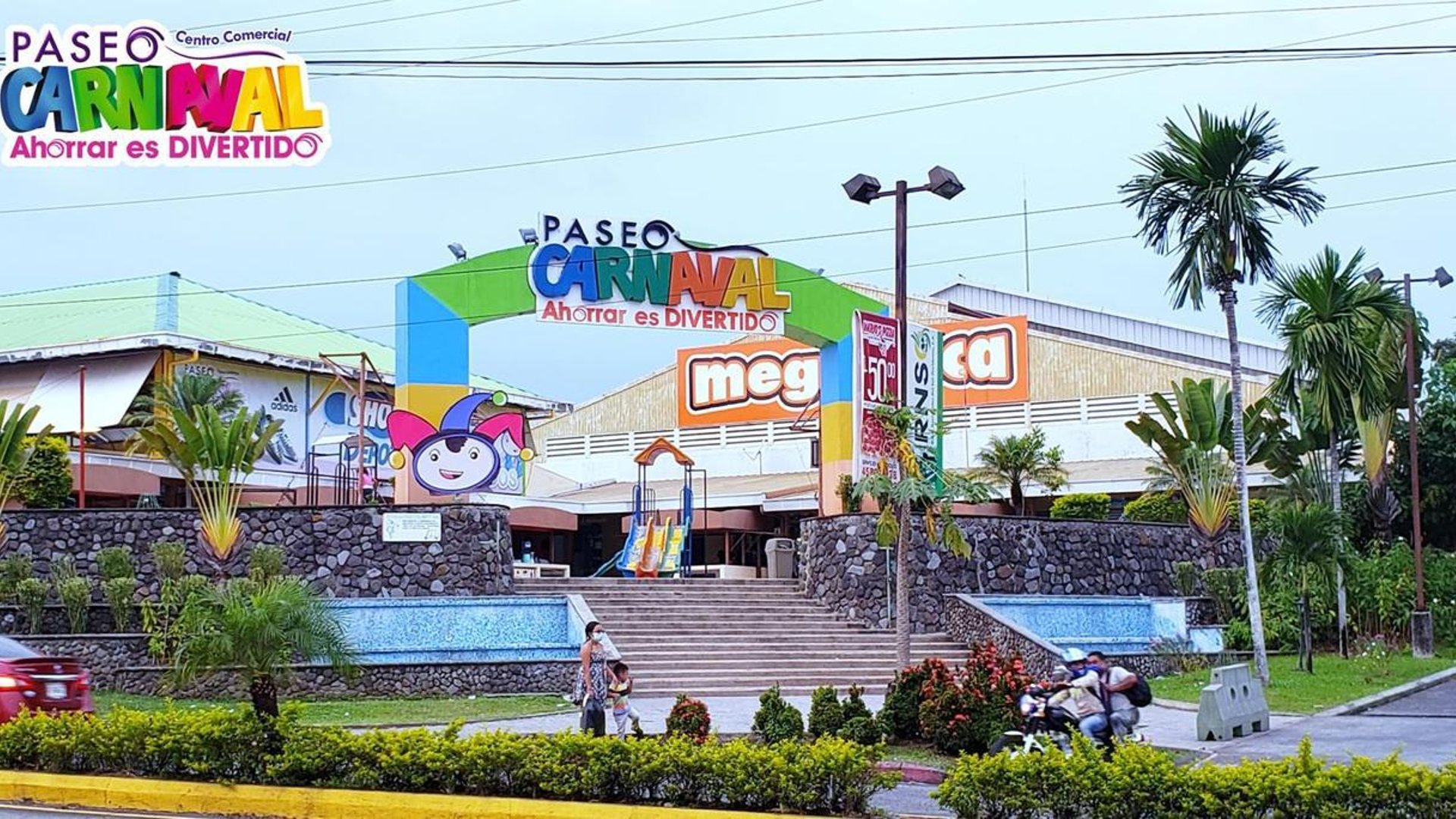 Local de esquina en venta o renta, Paseo Carnaval Mazatenango