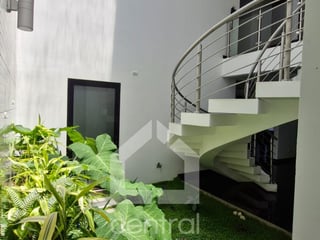 Casa inteligente exclusiva y moderna en renta en El Prado zona 10 - 3