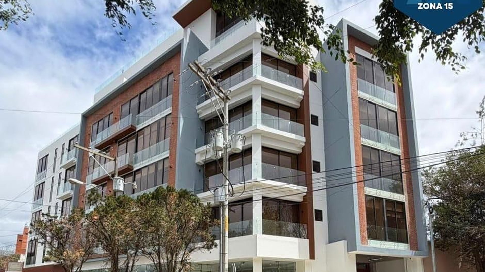 Apartamento en Venta – Edificio Privé, Zona 15 VH1 - Image 1