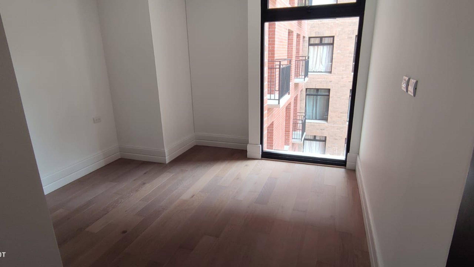 ???? APARTAMENTOS EN RENTA – 3 HAB | EDIFICIO CÉNTRICO | ZONA 5 - Miniatura 2