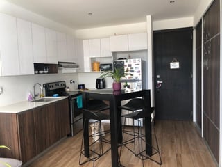VIVALT/ Apartamento Amueblado en Venta - Renta zona 10 - 2