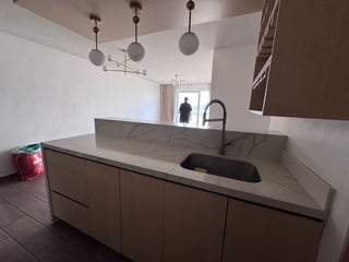 Apartamento en venta nivel alto de 3 habitaciones en Zona 7 Ref-5977 - 3