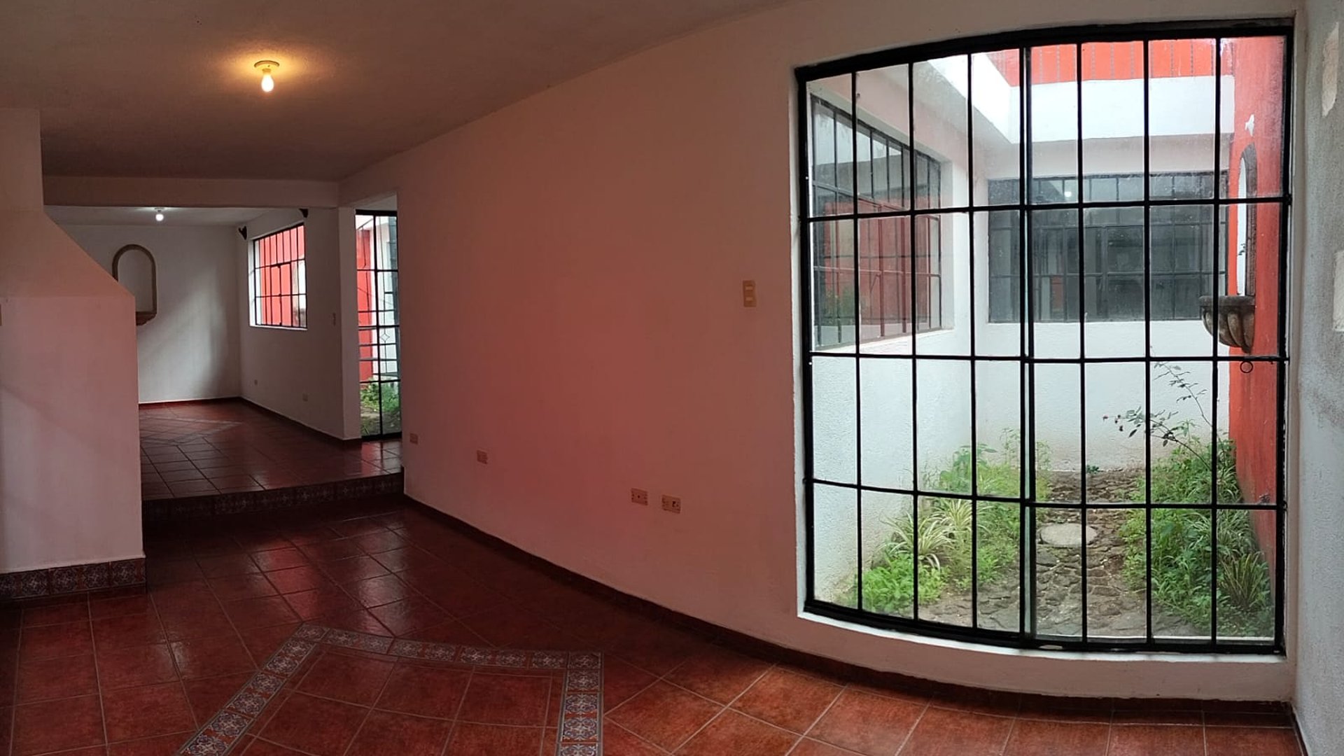 Casa exclusiva para los que están buscando tranquila. - Miniatura 5