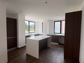 Apartamento en Alquiler / Venta Edificio Vila Quince, zona 15 VH2 - Image 3