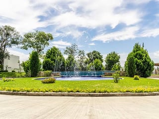 Venta de casa en Condominio La Reserva Km 26.6 Carr. El Salvador - 5