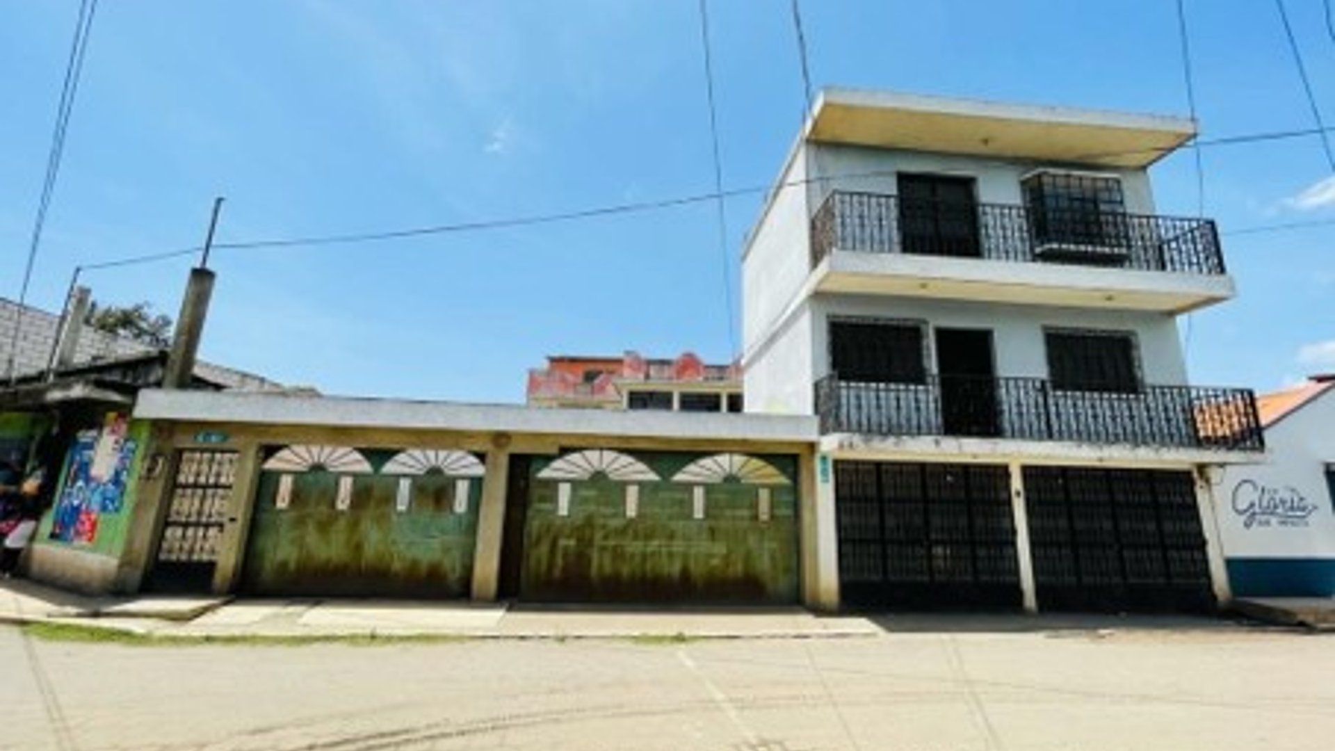 Vendo amplia casa en Colonia El Esfuerzo, Chimaltenango
