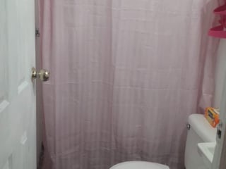 Casa en Venta en Pinares del Norte, zona 18 - 4