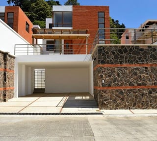 House for Rent in Residencial Alto Valle - 4 Bedrooms, Garden, 2 Parking Spaces | Carretera a El Salvador, Guatemala