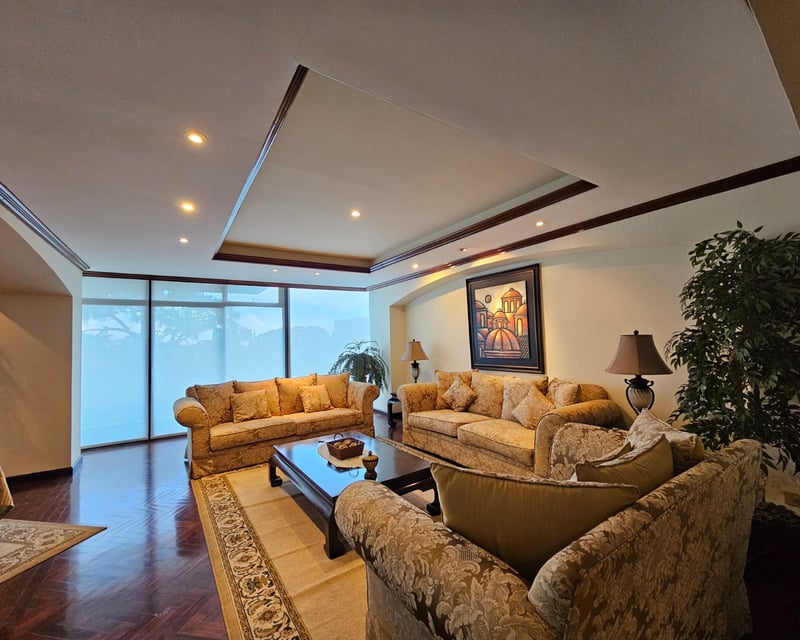 RENTA Apartamento Zona 14 L’Excellence - Miniatura 3