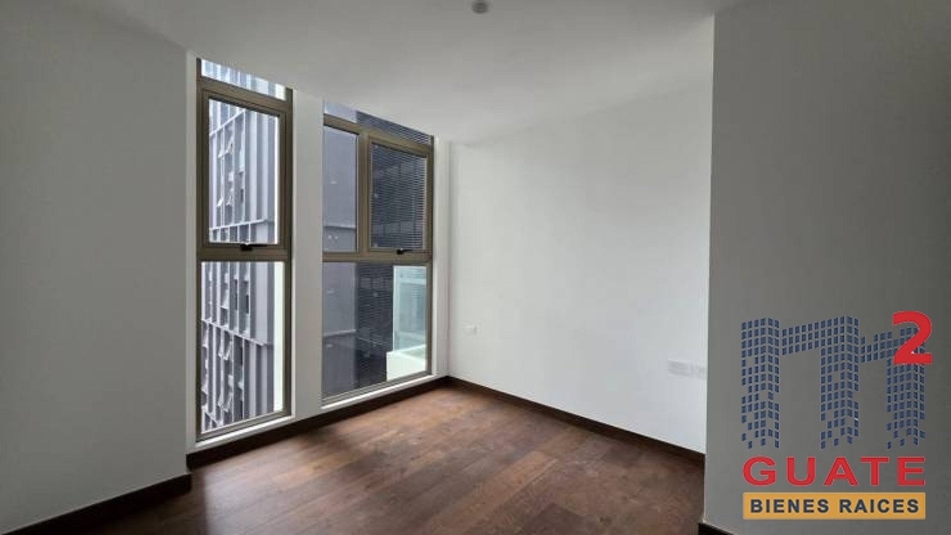 Apartamento en Venta, Zona 10 (V10022) - Miniatura 3