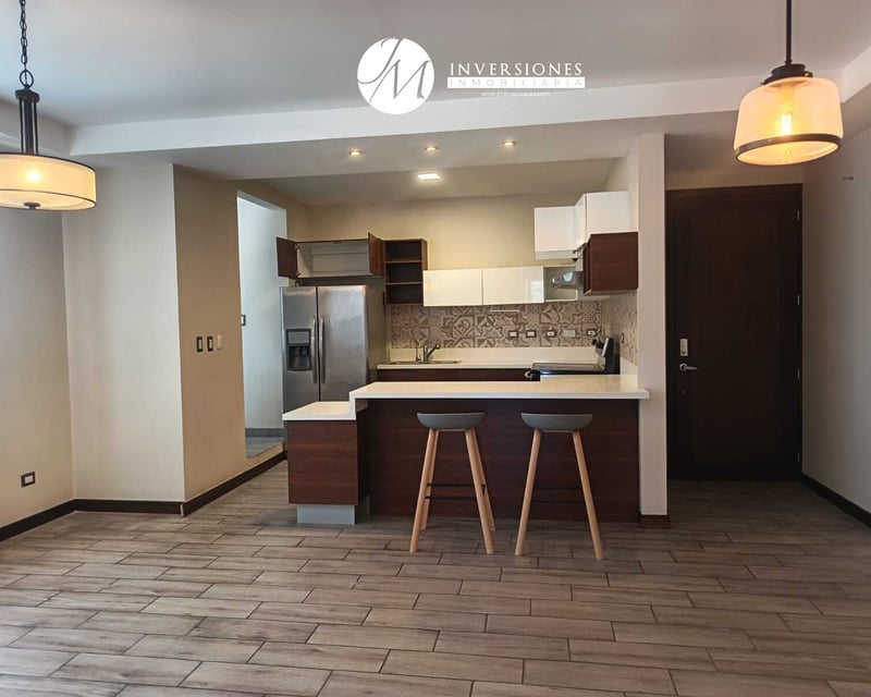Apartamento en Renta de 2 Dormitorios en Zona 16