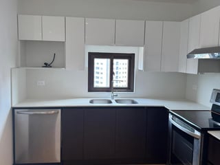Apartamento en renta, Edificio Marques de Oakland zona 10 - 4