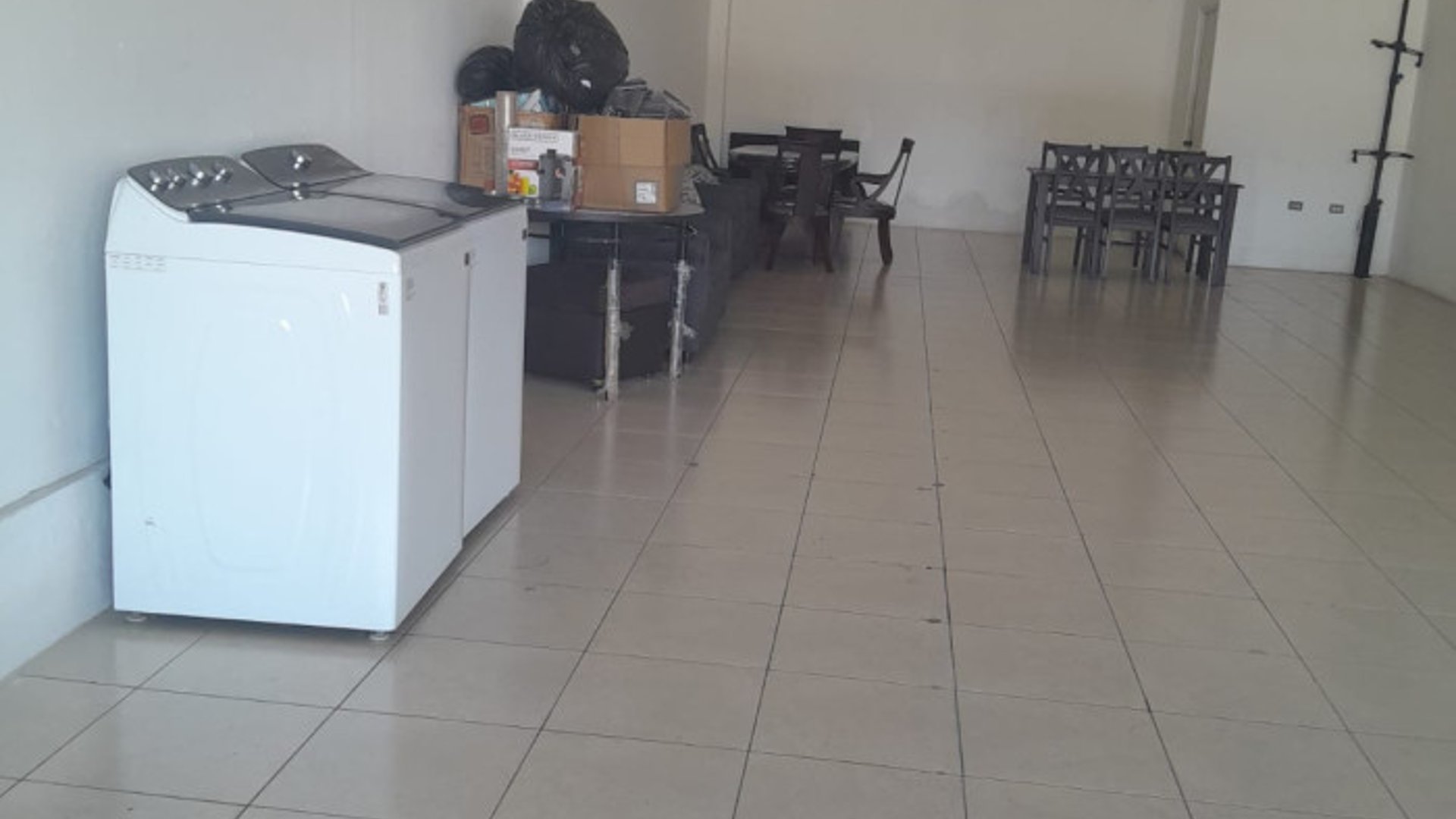 Local comercial en Villa Canales - Miniatura 2