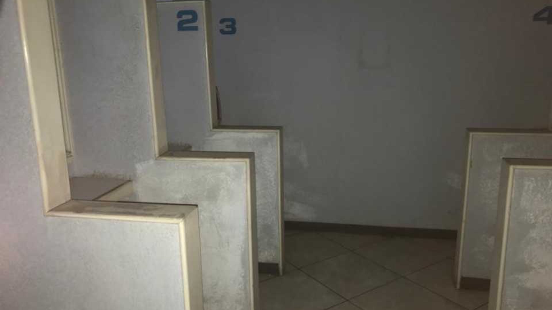 EDIFICIO DE CUATRO NIVELES  EN VENTA EN ZONA 5,.Excelente Ubicación . - Miniatura 11