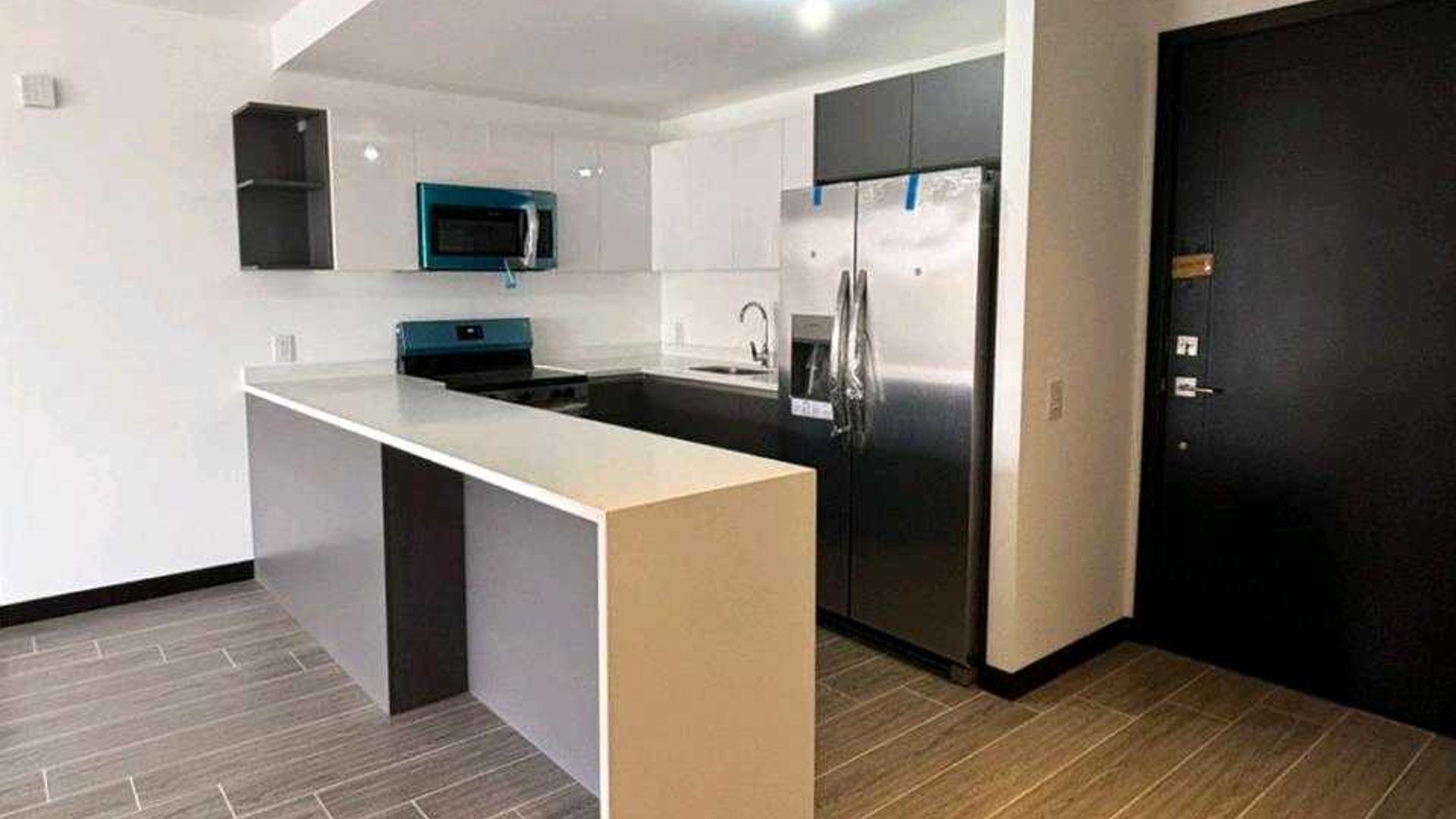 APARTAMENTO EN ALQUILER???? Edificio Alena, Zona 15 VH II - Miniatura 3