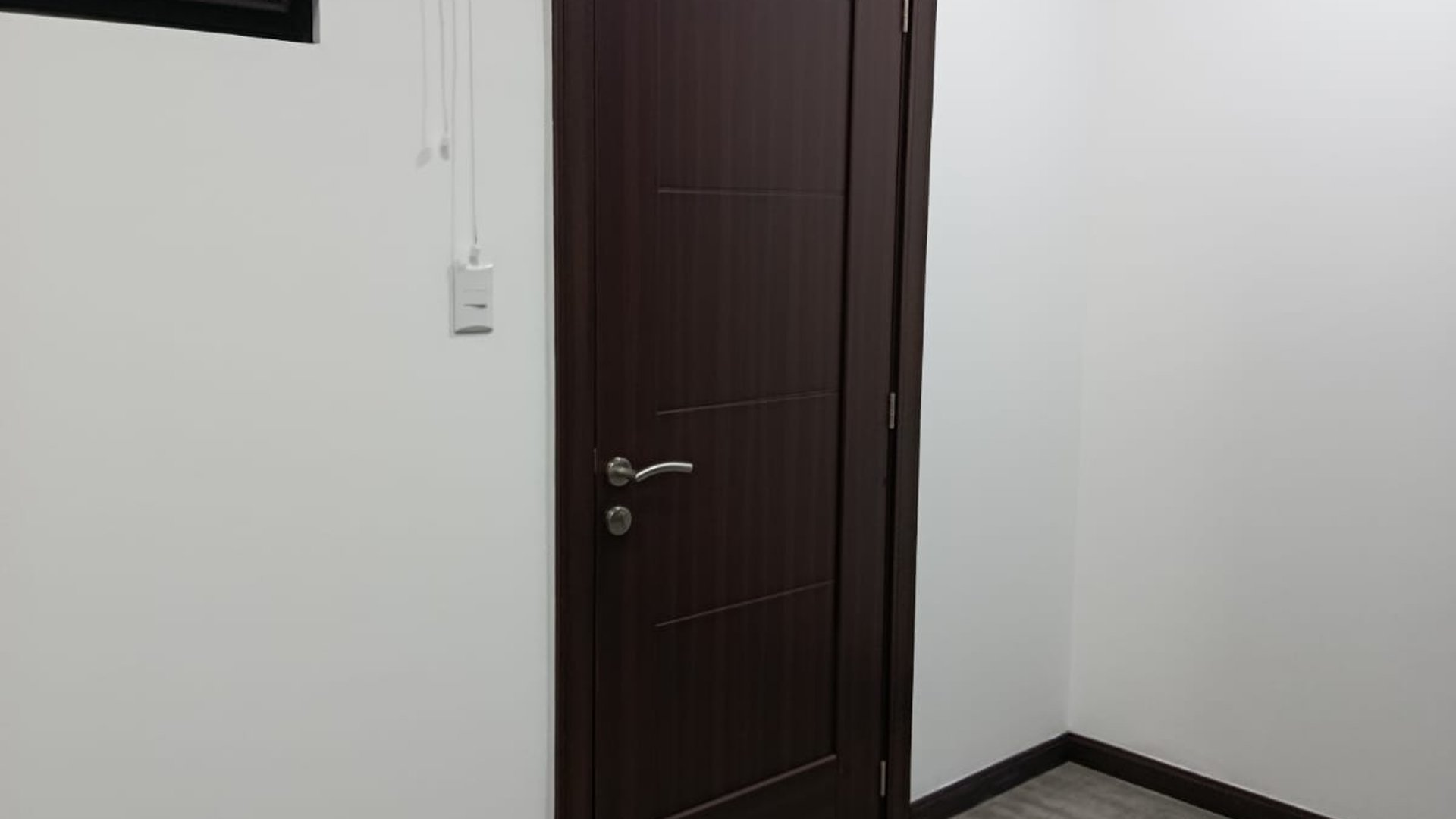 ALQUILO LINDAS Y ECONOMICAS OFICINAS EN ZONA 12 - Miniatura 18