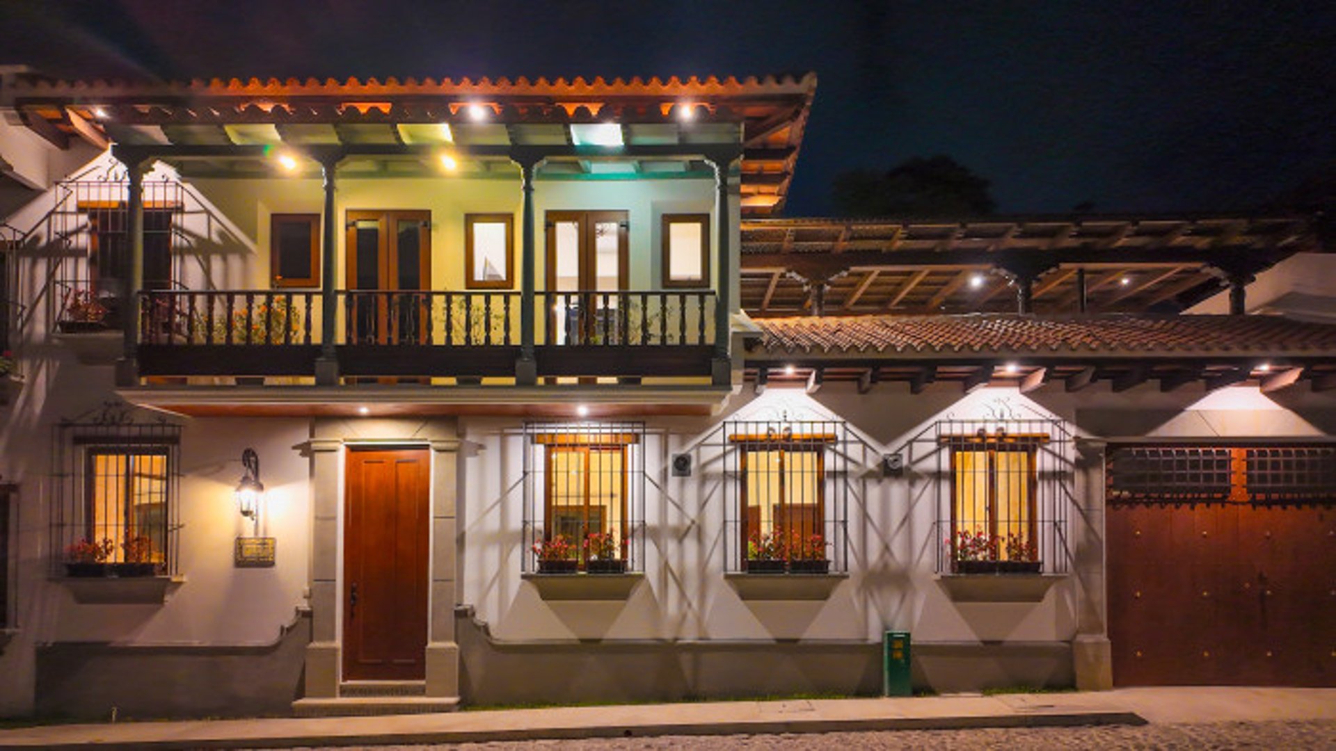 Casa Asís B en venta en Los Franciscanos con Piscina