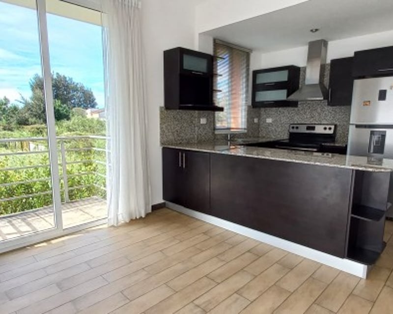 Apartamento en venta entrada Fraijanes CAES