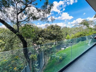 Alquilo  Lindo Apartamento Edificio dentro de Oakland Z. 10 - Image 9