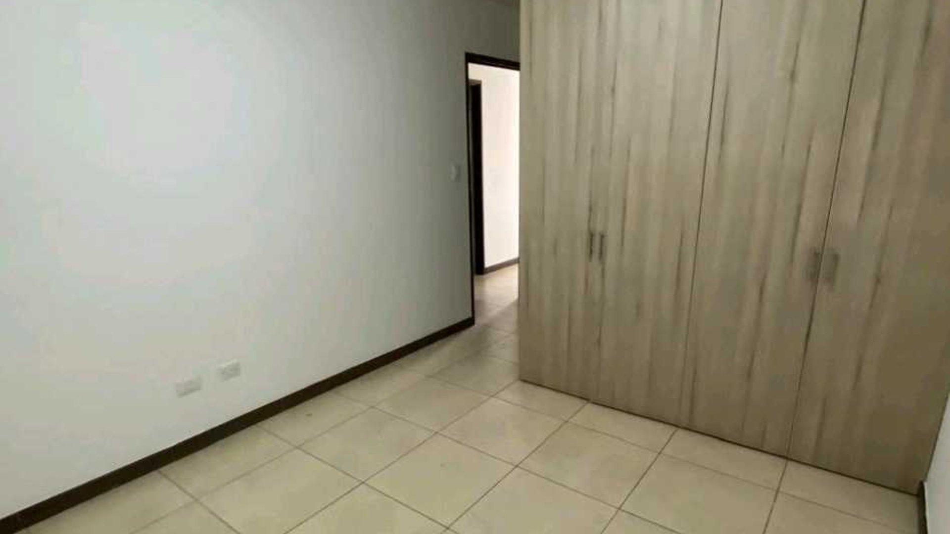APARTAMENTO EN ALQUILER ???? Edificio Pórtico, Zona 7 - Miniatura 7