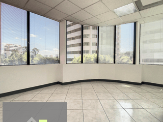 EUROPLAZA/ Oficina en renta/venta, zona 14 - 2